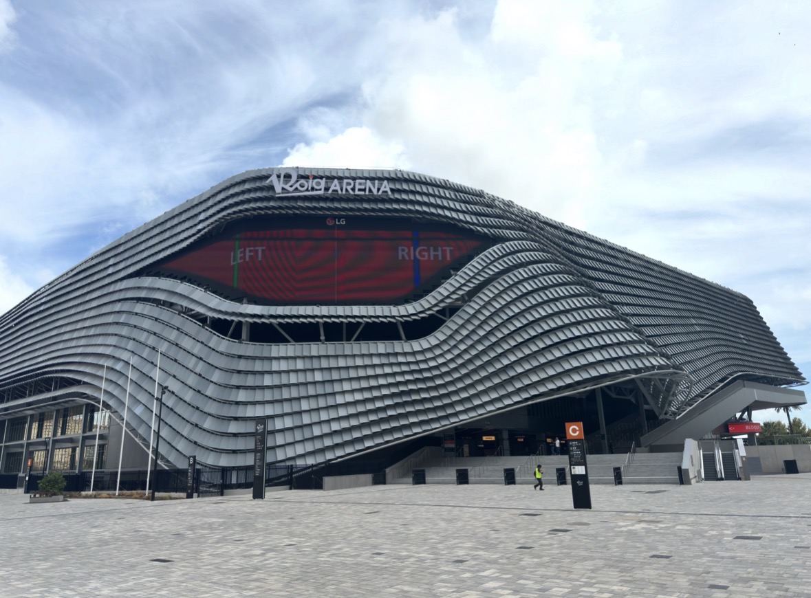 Exterior del Roig Arena de Valencia